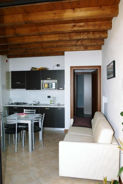 Residence Mirena - Rebomaholidays Tignale Quarto foto